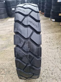 10.00-20 Roadhiker W-9C 24PR TT kpl